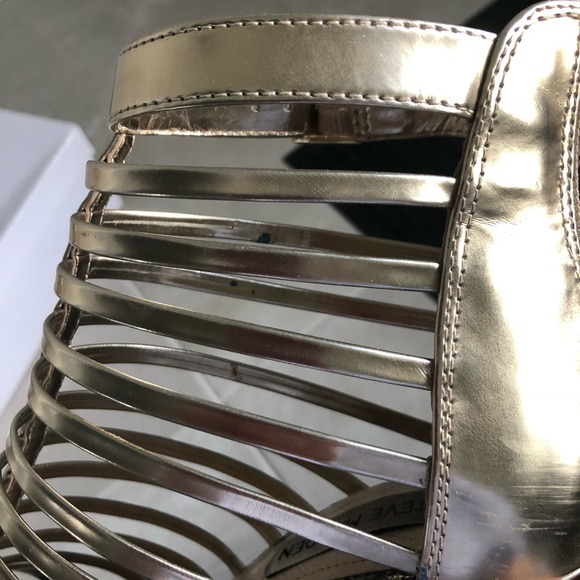 Steve Madden Gold Strappy 5” Heels - Picture 7 of 8